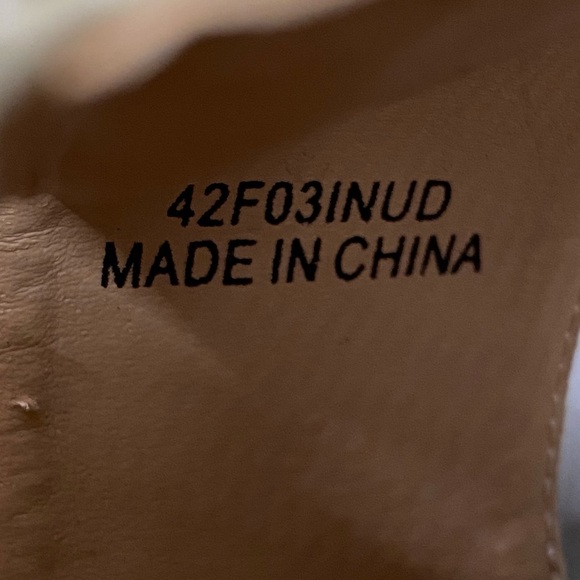 Topshop Odessa Embossed‎ Cutout Closed Toe Sandal Strap Closure Size EU 41 - Picture 11 of 11